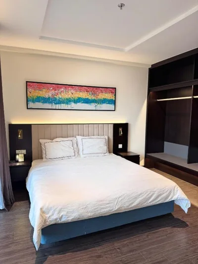 Deluxe King开间 — OM Sapphire Residence Ha Long Beach View
